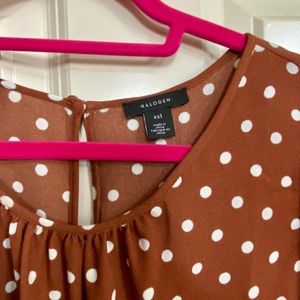 Sienna and white polka dot sleeveless top.  By Halogen.